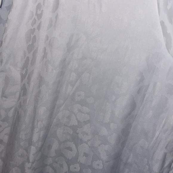 Show Me Your Mumu Alicia Tunic Snow Cheetah White Small NWOT -   MM - Picture 6 of 7